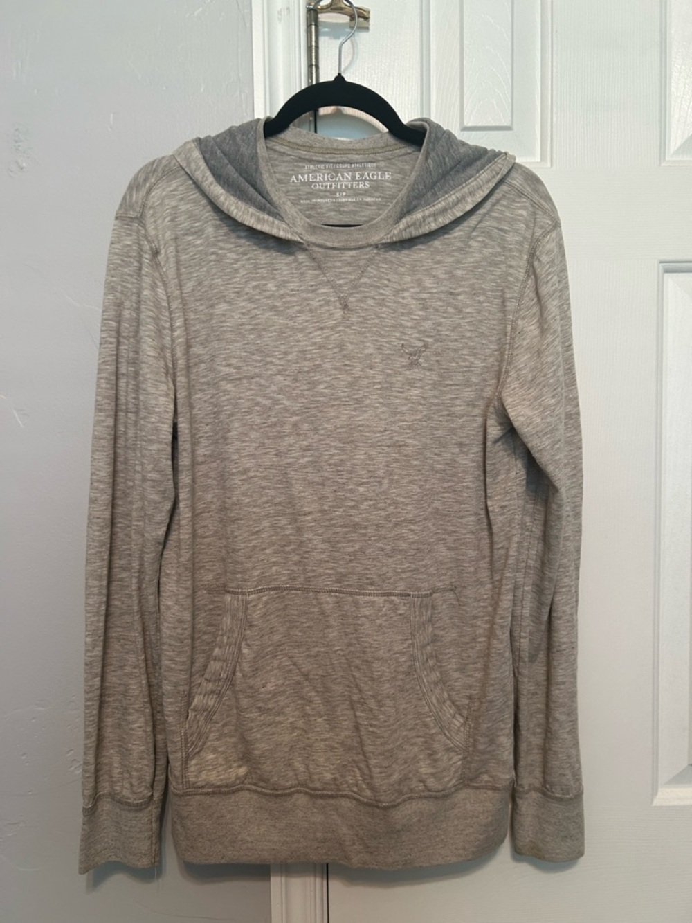 American Eagle Outfitters Heather Gray Lightweight Hoodie